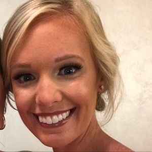 Meet your Posher, Jacqueline